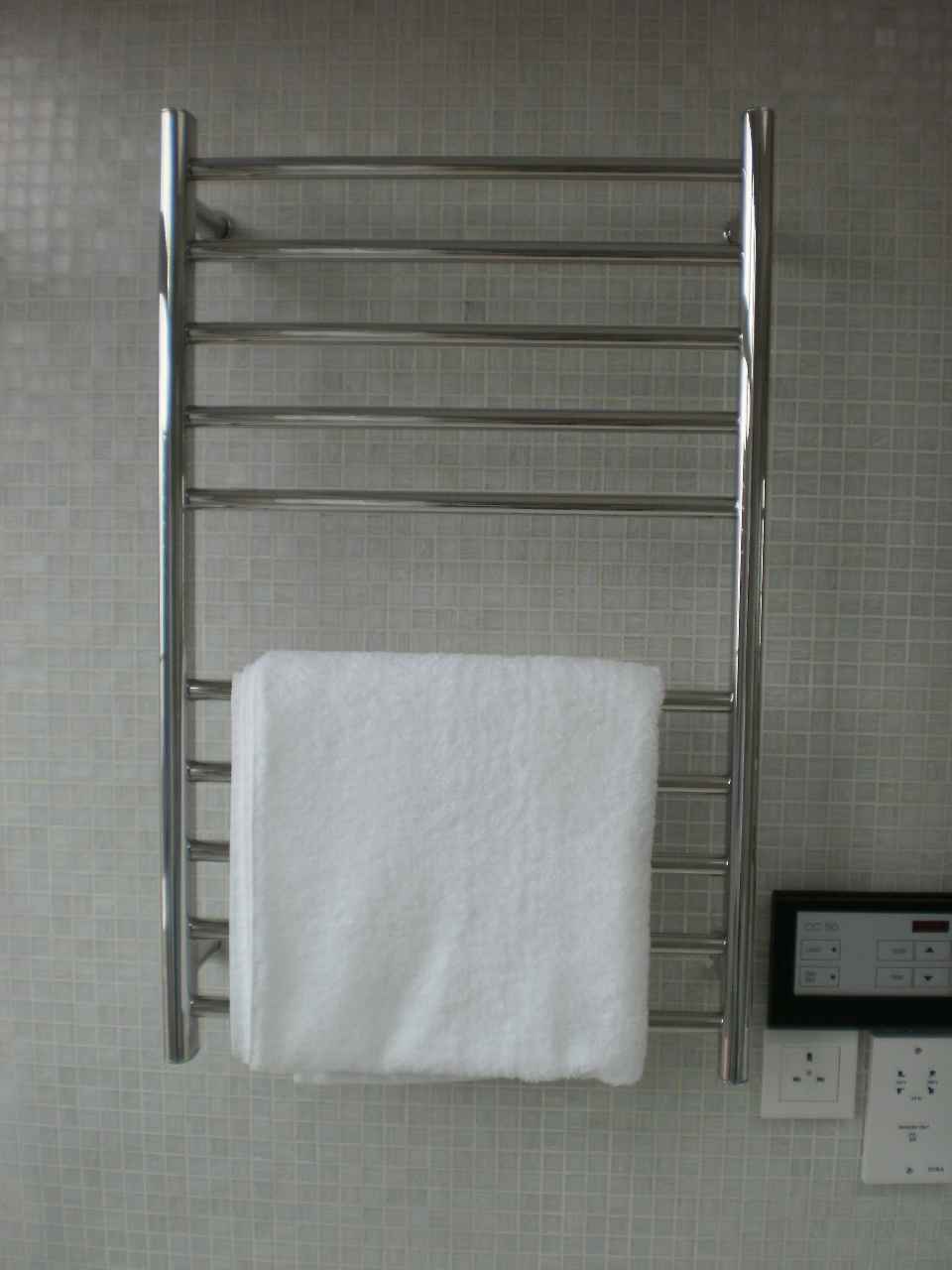 heated towel rails, electric towel rail, towel rack, towel warmer，電暖毛巾架，電熱毛巾架，電熱架，電暖架，乾毛巾